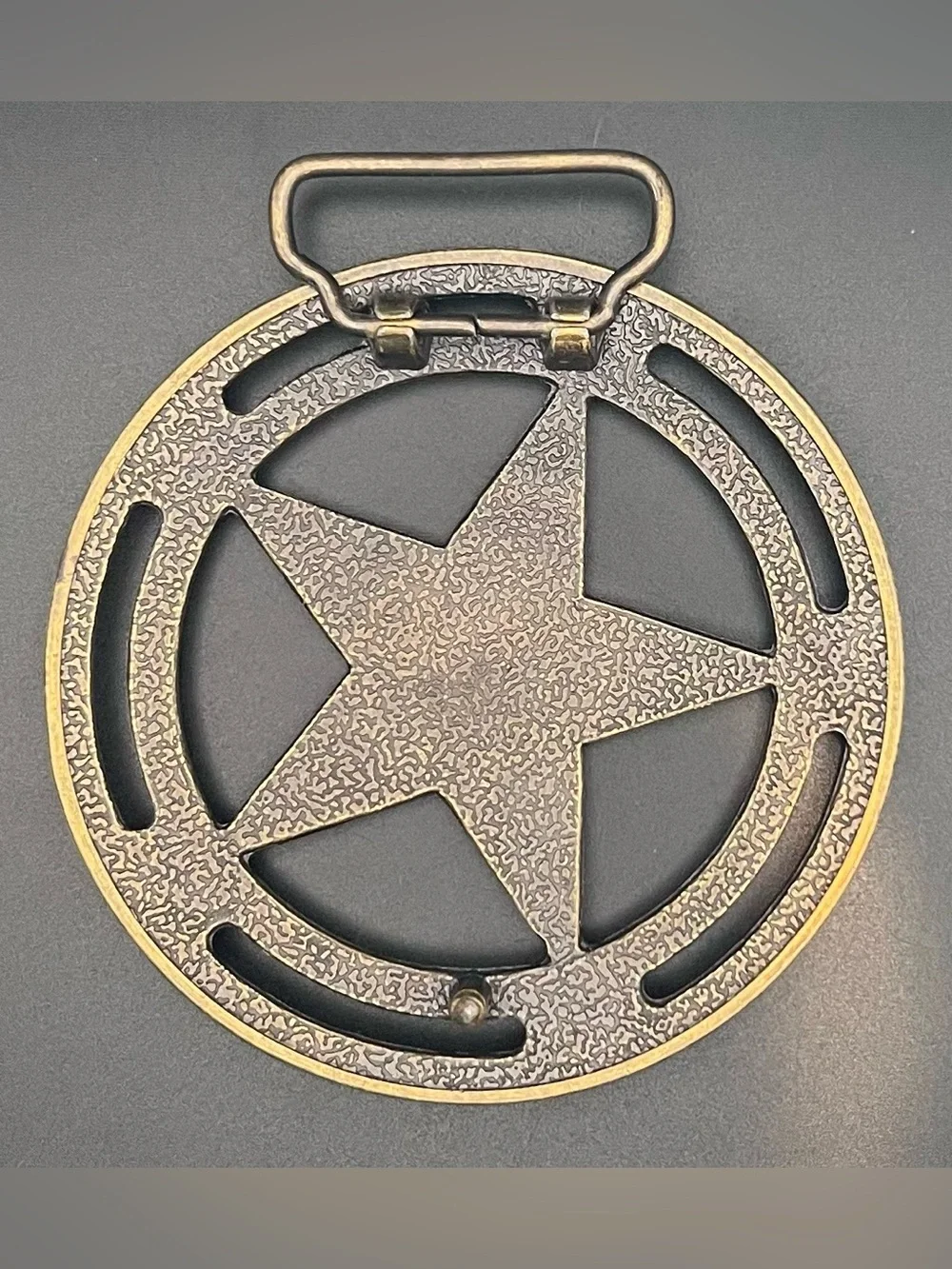 Vintage Brass Cutout Lone Star Belt Buckle – Round Western Badge Style
